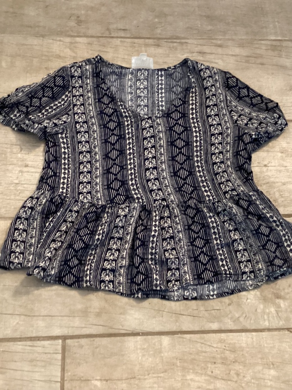 Anthropologie blouse blue white cropped xs everly